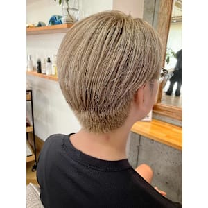 ミルクティーベージュ【立川/メンズ】