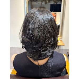 40代50代コテ巻きワンカールで仕上げる大人レイヤー髪質改善 - antwerp TOKYO【アントワープトウキョー】掲載中