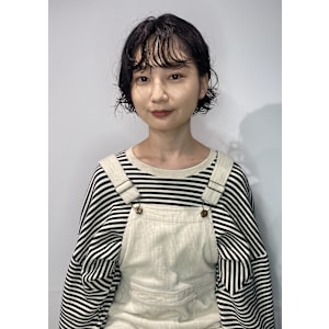 大人かわいい黒髪ボブパーマ