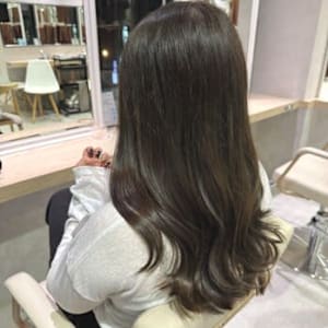 《ナチュラルオリーブカラー》Ash高津店