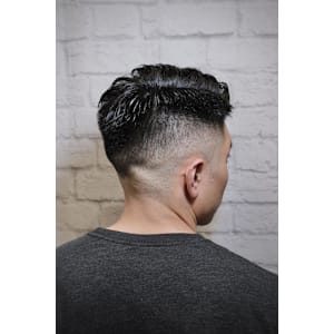 メンズ/ショート/フェード/刈り上げ/黒髪/ベリーショート