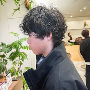 《イーズ鎌倉》大人ナチュラルなメンズカット/メンズパーマ