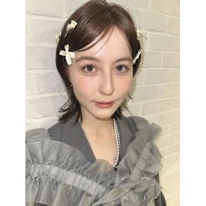 ボブ/くびれボブ/外はね/タイトヘア/ベージュ