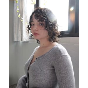 ステップボーンカットボブスタイル