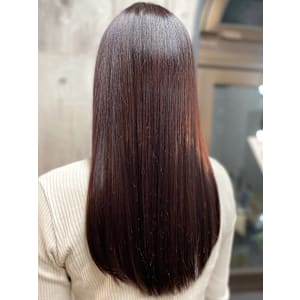 マロンベージュ　ストレートヘア　髪質改善　艶髪カラー