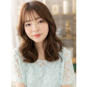 Aラインくびれヘア韓国風グラマラスロング　韓国風巻き