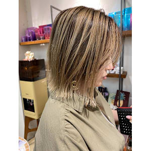 タッセルボブ　×　バレイヤージュ