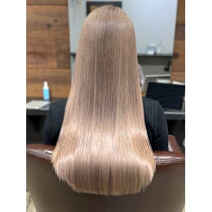 艶髪　ペールベージュ　艶トリートメント　艶感　ケアブリーチ