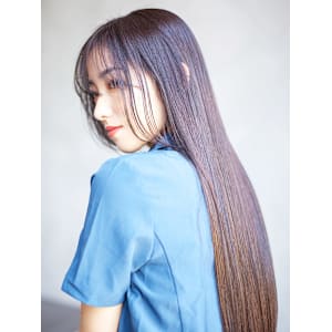 韓国風シースルーバング×シルクストレート