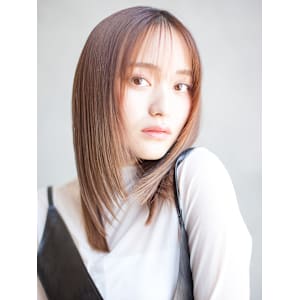 うる艶ストレートヘア