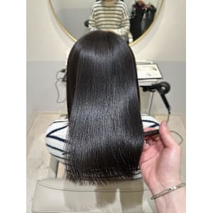 初めての縮毛矯正○山地