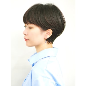 前下がりショート・ボブ/絶壁解消/前髪あり/30代/40代/