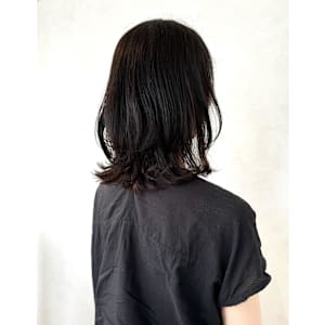 ふんわり大人くびれミディアム・モカブラウンカラー