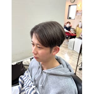 センターパート+グレージュ