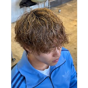 メンズウルフマッシュブリーチスパイラルシャドウパーマ