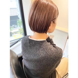 首周り刈り上げ、すっきりミニボブ（福岡市中央区NOUS）