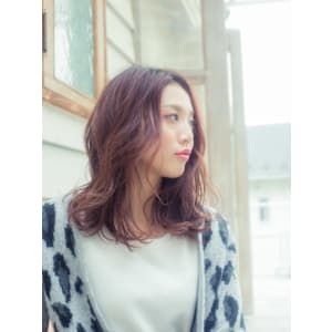 ピンクブラウンカラー