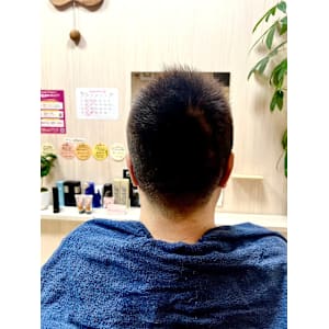 OFA'S HAIR 美野島通り店　メンズカット　眉カット