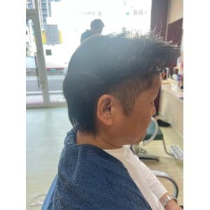 OFA'S HAIR 美野島通り店　メンズカット　眉カット