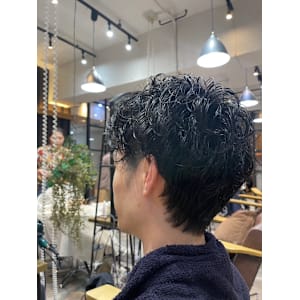 メンズ/パーマ/メンズカット/ヘッドスパ/眉毛