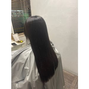 サラサラロングヘアー