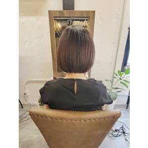 スッキリナチュラルなボブ