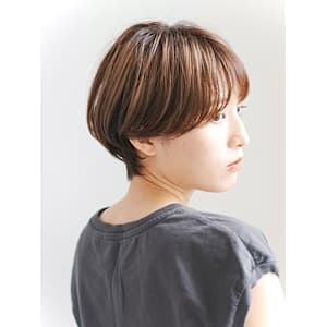 前下がりショート・ボブ/絶壁解消/前髪あり/30代/40代/