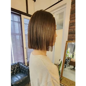 ぱつんとボブ　増尾　久美