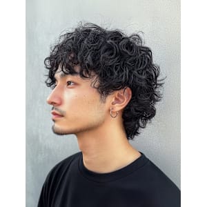 プードルパーマ　クセ毛風パーマ　ミディアムパーマ　束感