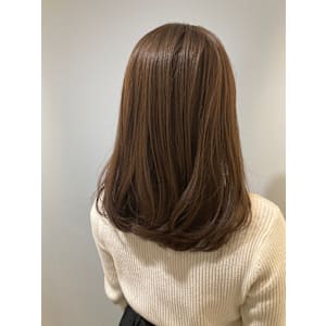 ベージュ大人可愛いイルミナカラー赤羽美容院