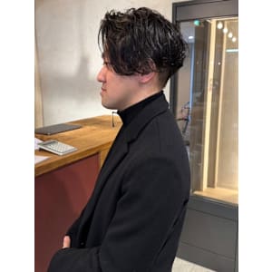 メンズパーマ　マッシュ　刈り上げショート　ニュアンスパーマ