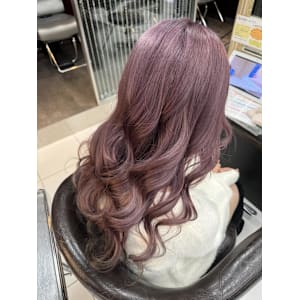 ラベンダーアッシュピンク【錦糸町北口】/ anri