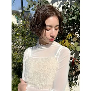 【福岡天神赤坂】20代30代40代/大人前下がりショート