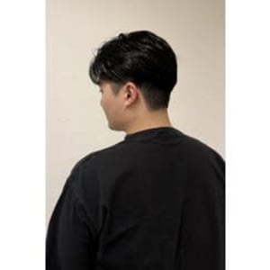 メンズパーマ　ツーブロック　センターパート　代官山　中目黒