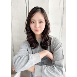 20代30代40代　黒髪レイヤーロング＃943