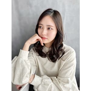 20代30代40代　黒髪レイヤーロング