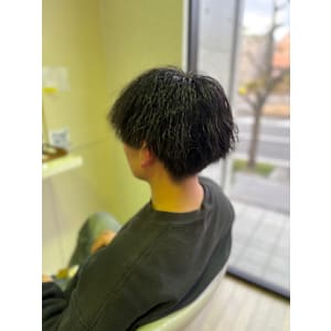 ★メンズパーマ＋ツイスト（ピンパーマ）