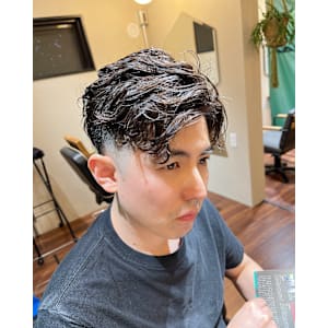 Yona Saint×スタイル