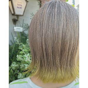 Yona Saint×スタイル