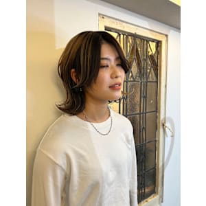 Yona Saint×スタイル