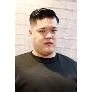 スキンフェード×ビジネスマン