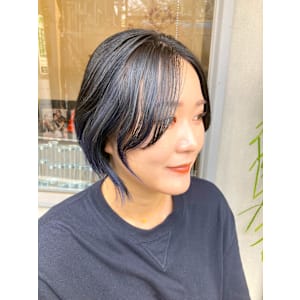 Yona Saint×スタイル