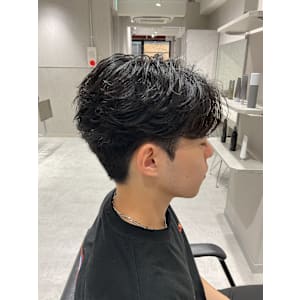 メンズサロン Rolka 池袋店×スタイル