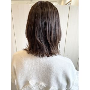 切りっぱなしボブ/外ハネ/ブランジュ