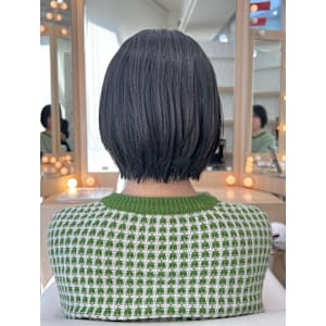 【錦まりな】黒髪×軽やかレイヤーボブ