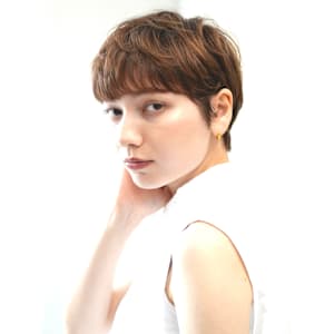 前下がりショート・ボブ/絶壁解消/前髪あり/20代/30代/