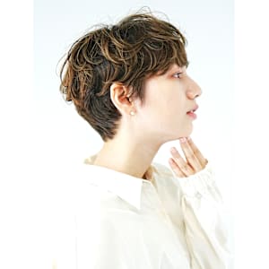 前下がりショート・ボブ/絶壁解消/前髪あり/20代/30代/