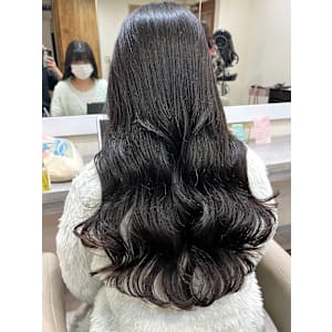 韓国風コテ巻きパーマ