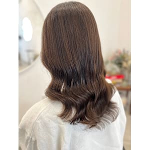 韓国風コテ巻きパーマ