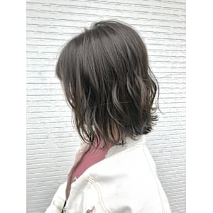 オリーブアッシュ